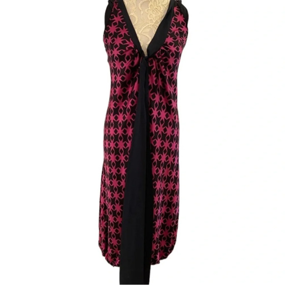 Common Thread Silk Sleeveless Bubble Hem Dress - Picture 3 of 9